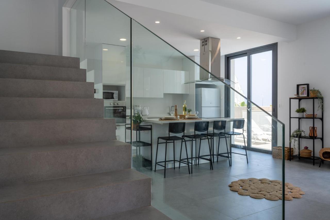 Flora's 3-bedroom Retreat With Private Pool